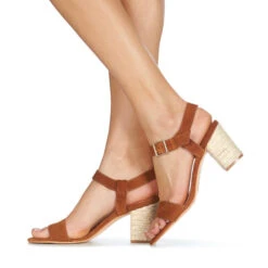 Betty London Jikotife -Betty London 13269265 500 H