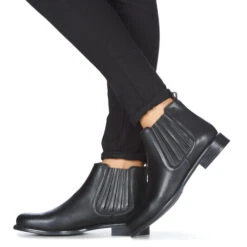 Betty London Loyse -Betty London 15661238 500 H