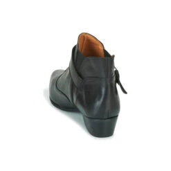 Betty London Lydwine -Betty London 15661242 500 E