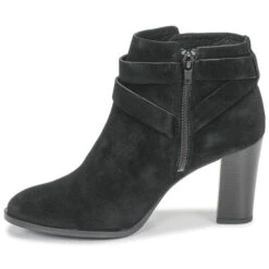 Betty London Liese 12 Betty London Liese -Betty London 15661248 500 D