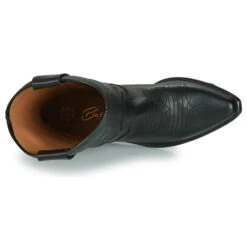 Betty London Lova -Betty London 15661271 500 F