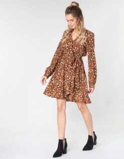 Betty London Lisons -Betty London 16472683 500 C