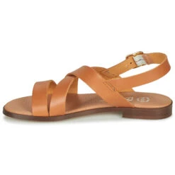 Betty London Madi -Betty London 16920373 500 D