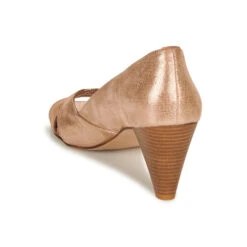 Betty London Mirette 14 Betty London Mirette -Betty London 16920378 500 E