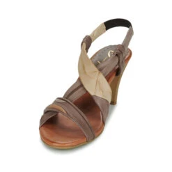 Betty London Pouloi -Betty London 16920448 500 C