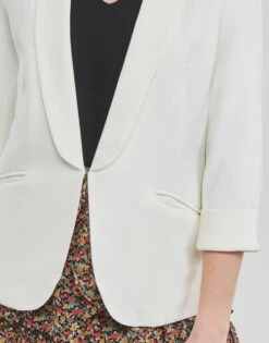 Betty London Vabella 11 Betty London Vabella -Betty London 17093792 500 E