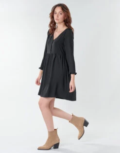 Betty London Joelie -Betty London 17912198 500 C