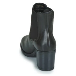 Betty London Niviss -Betty London 17999514 500 E