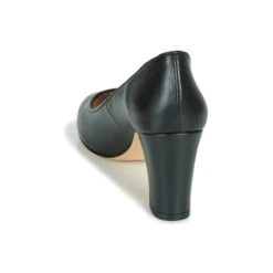 Betty London Nolie -Betty London 17999532 500 E