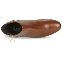 Betty London Nilive -Betty London 18089551 500 F