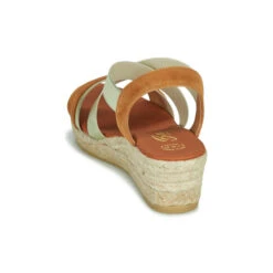 Betty London Olindre -Betty London 18980991 500 E