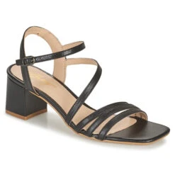 Betty London Ochante