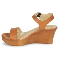 Betty London Charlota 13 Betty London Charlota -Betty London 19052042 500 D