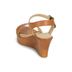 Betty London Charlota 14 Betty London Charlota -Betty London 19052042 500 E