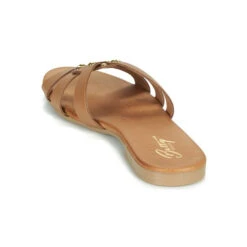 Betty London Oiso -Betty London 19052047 500 E