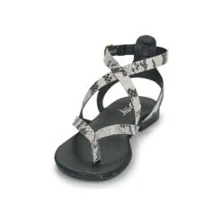 Betty London Opalace -Betty London 19052051 500 C