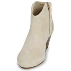 Betty London Oisine -Betty London 19052074 500 C