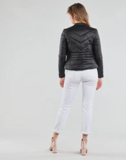 Betty London Osis -Betty London 19196509 500 D