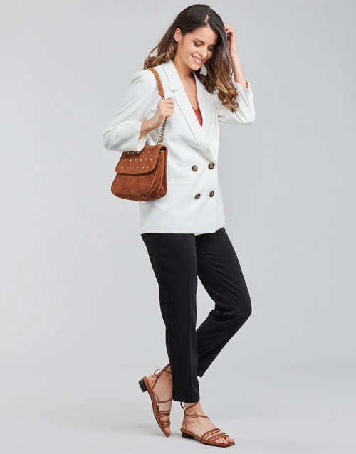 Betty London Obina 4 Betty London Obina - Afbeelding 2