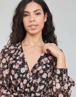 Betty London Pilomene -Betty London 20111887 500 E