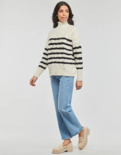 Betty London Parade 9 Betty London Parade -Betty London 20111889 500 C