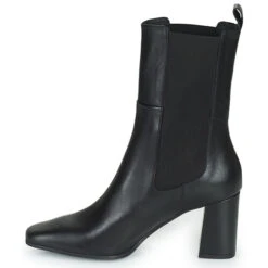 Betty London Pastille -Betty London 20202689 500 D