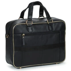 Voorkant -Betty London 22608999 500 B