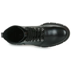 Betty London Pollina -Betty London 23132820 500 F