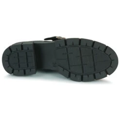 Betty London Passilla 15 Betty London Passilla -Betty London 23132823 500 F