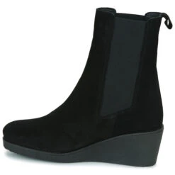 Betty London Verana -Betty London 23132831 500 D