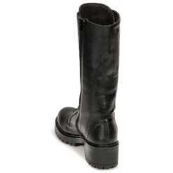 Betty London Vestal -Betty London 23132840 500 E