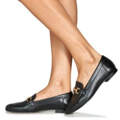 Betty London Sunlight -Betty London 23132858 500 H