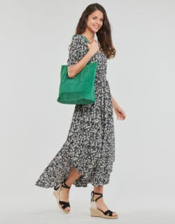 Betty London Vanaya -Betty London 23830300 500 C