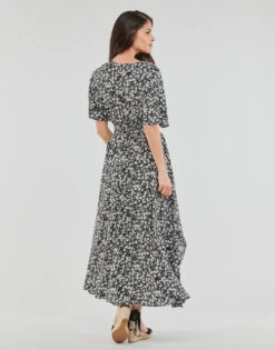 Betty London Vanaya -Betty London 23830300 500 D