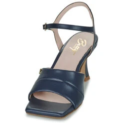 Betty London Anais 12 Betty London Anais -Betty London 24278543 500 C