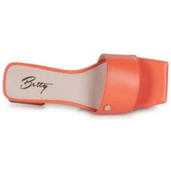 Betty London Pauline 15 Betty London Pauline -Betty London 24278549 500 F