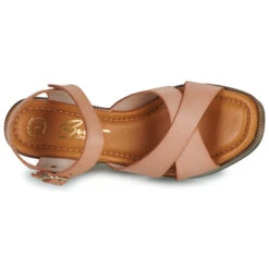 Betty London Tania 15 Betty London Tania -Betty London 24278554 500 F