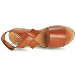 Betty London Ebaluie -Betty London 3057071 500 F