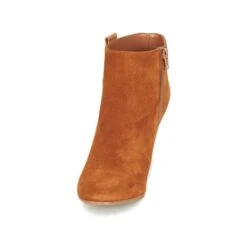 Betty London Gami -Betty London 4971970 500 C