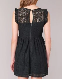 Betty London Glatos 12 Betty London Glatos -Betty London 5660850 500 E