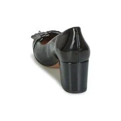 Betty London Hatouma 13 Betty London Hatouma -Betty London 6015006 500 E