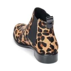 Betty London Huguette -Betty London 6015047 500 E