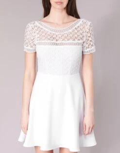 Betty London Inlove 11 Betty London Inlove -Betty London 7209962 500 D