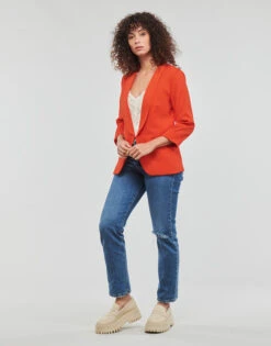 Betty London Ioupa 10 Betty London Ioupa -Betty London 7339431 500 D