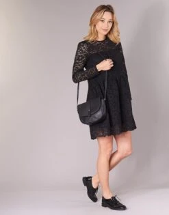 Betty London Iaouda -Betty London 7654328 500 C