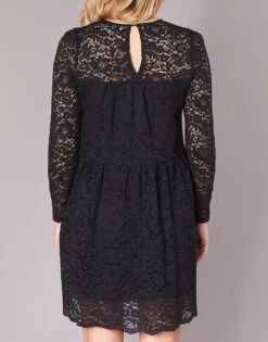 Betty London Iaouda -Betty London 7654328 500 E